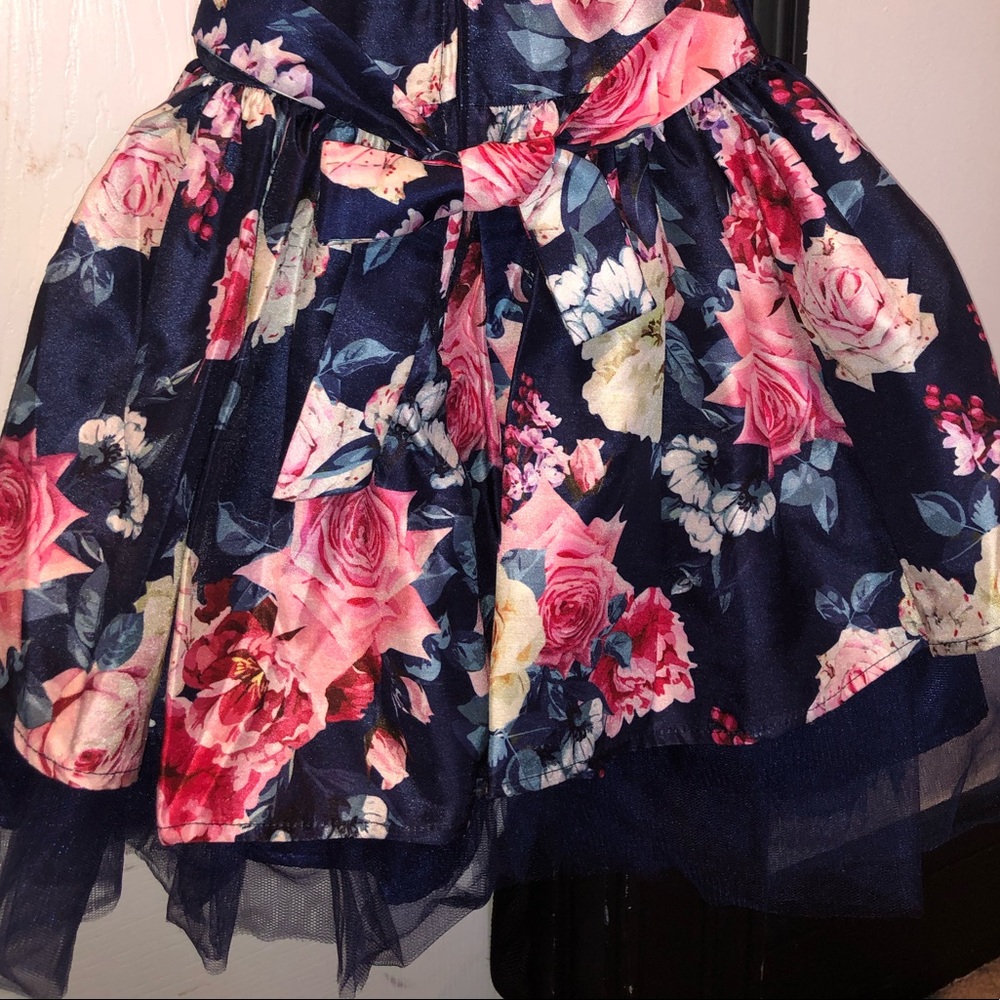 Flower dress with tulle lining at bottom